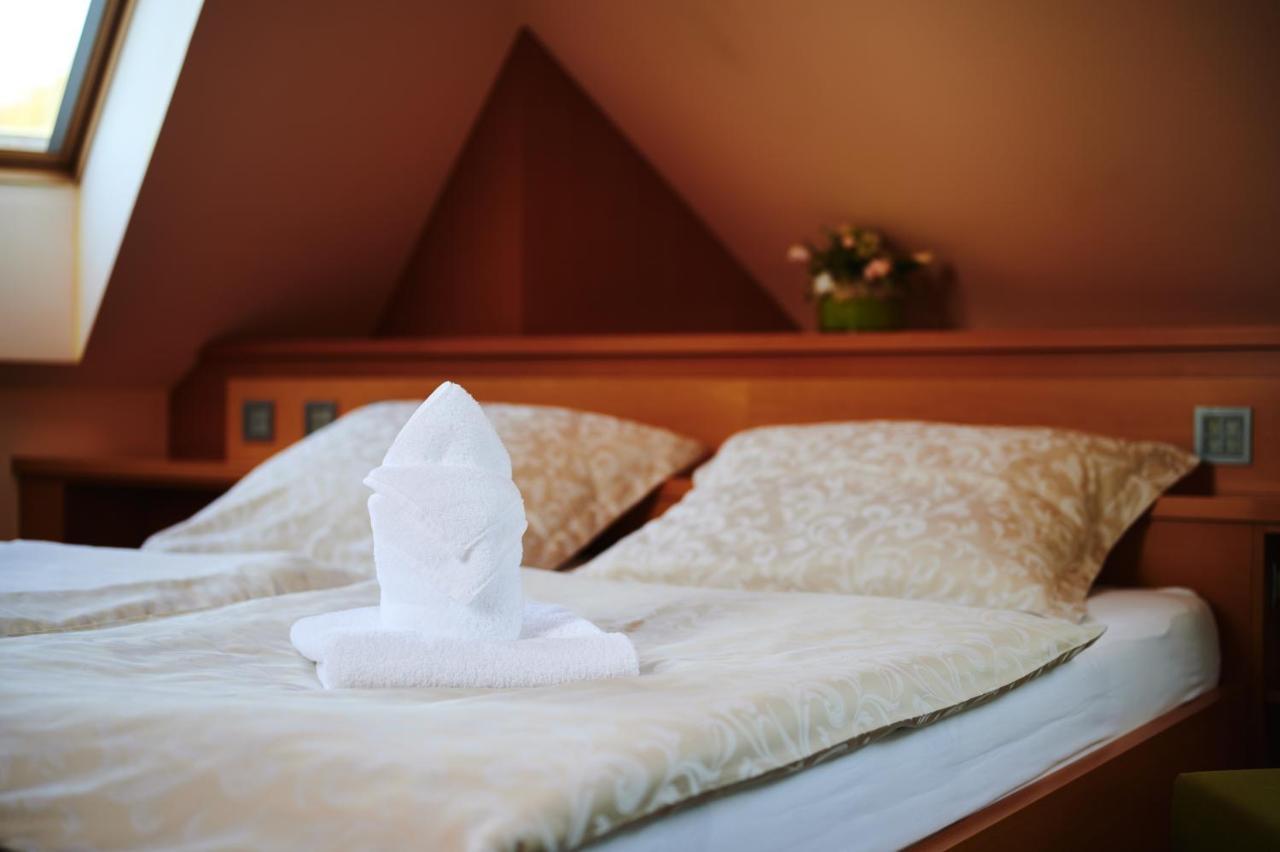 Heipark Tosovice Otel Dış mekan fotoğraf