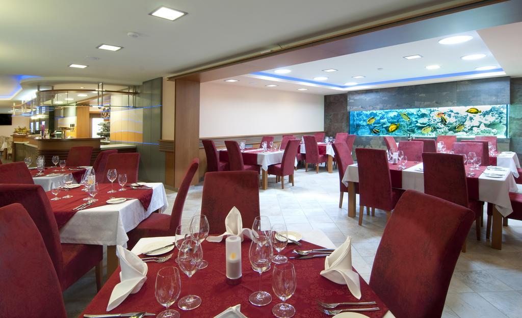 Heipark Tosovice Otel Dış mekan fotoğraf